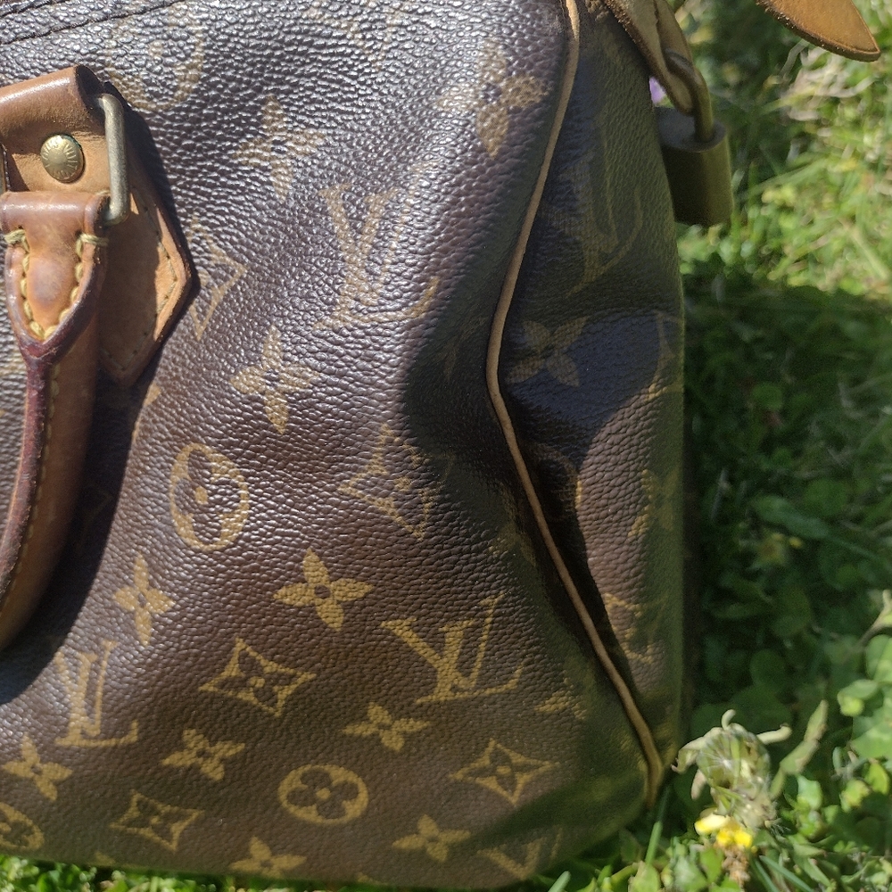 Authentic Louis Vuitton speedy 30 lock no key - Picture 6 of 16